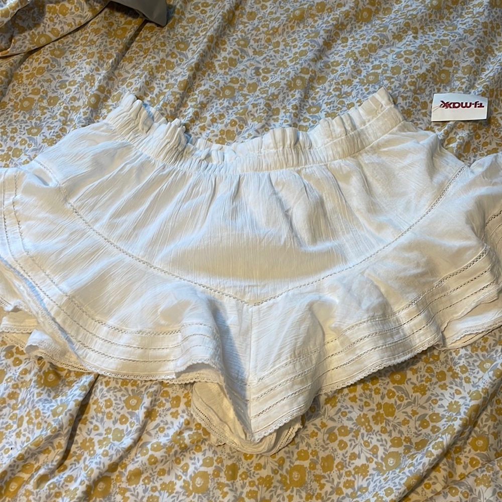 NWT White Aerie Shorts